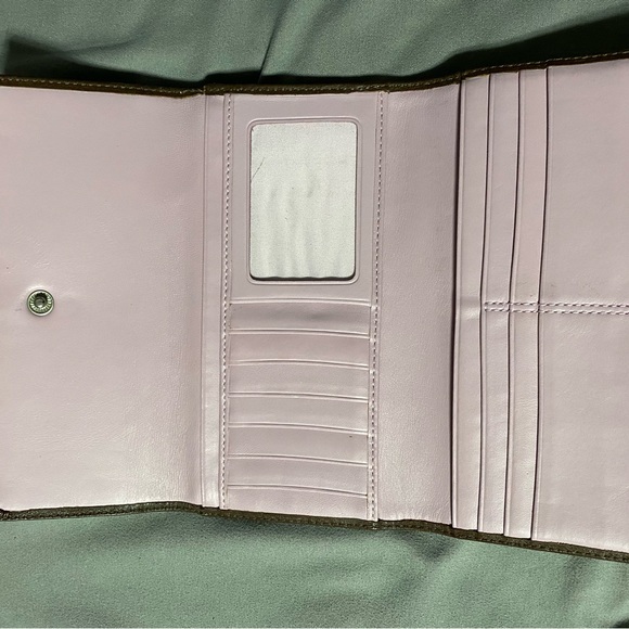 Authentic Coach wallet - Picture 2 of 5